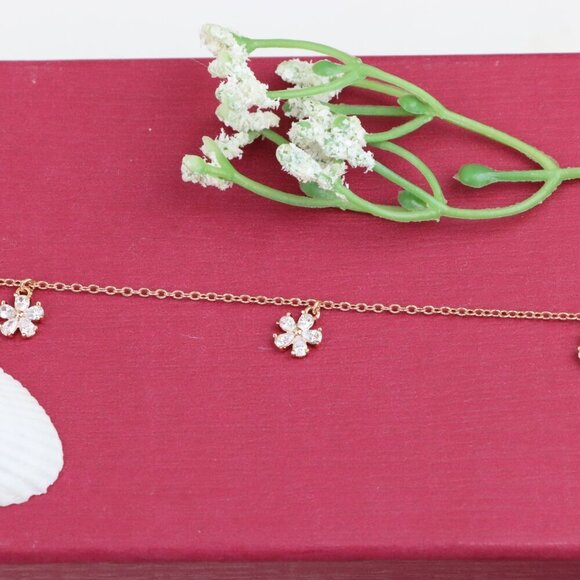 "Delicate Rose Gold Bracelet with Floral CZ Charms, XPBL1130 - Picture 12 of 12